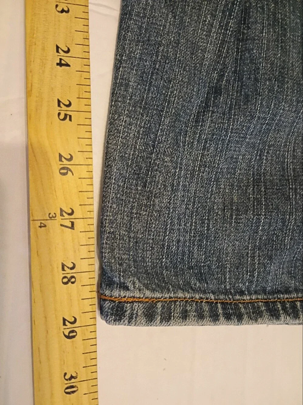 Levi's Men's Regular Fit Straight Jeans in Faded Blue Wash Sz 36/30
